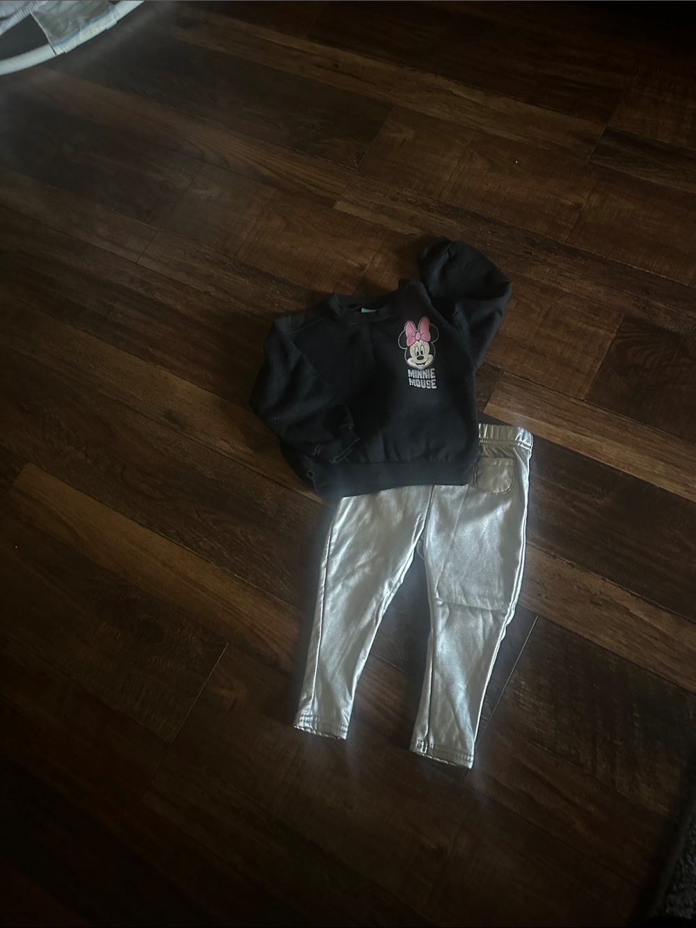 Minnie Mouse Black Pullover with Silver Kids Leggings